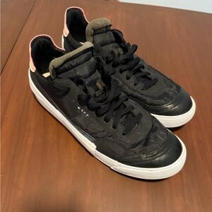 Nike Black and White Men's Sneakers